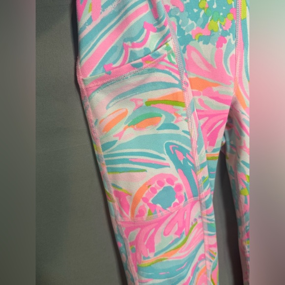 Lilly Pulitzer UPF 50+ Luxletic 24” Weekender High Rise Legging M - Picture 5 of 8